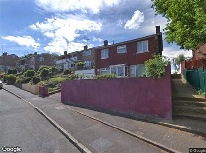 3 Bed Detached House, Clive Road, DA17