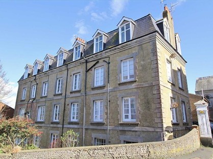 2 Bed Flat, Church Hill, BN9