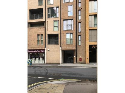 Studio Flat, Great Suffolk Street, SE1