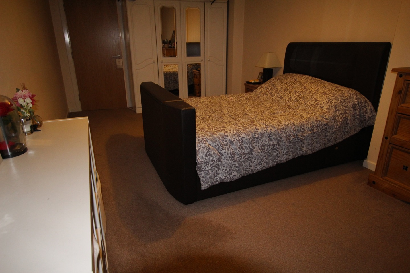 2 Bed Flat, Blenheim Court, LE1 photo 5