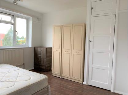 Room in a Shared House, Conisborough Crescent, SE6