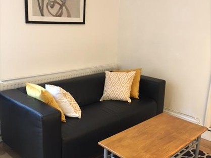 Studio Flat, Berrylands Road, KT5