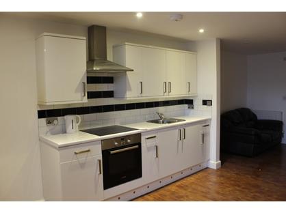 Studio Flat, Beech Avenue, LS12