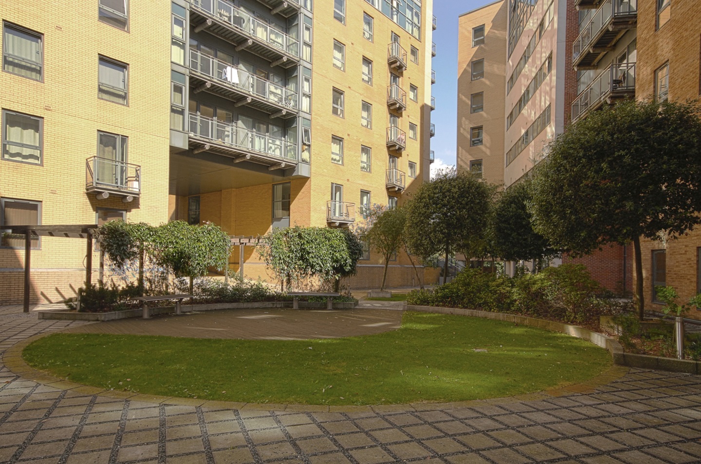 Sheffield - 1 Bed Flat, West One Development, S1 - To Rent Now for £850 ...