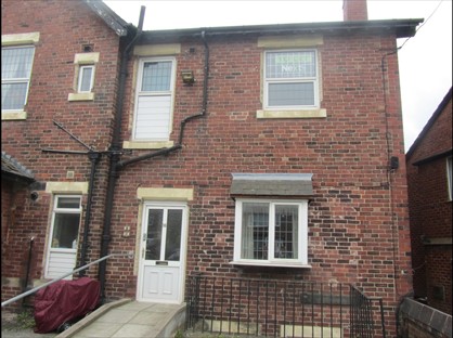 1 Bed Flat, Crossgates, LS15