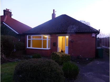 2 Bed Bungalow, Leeds Road, WF15