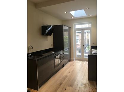 2 Bed Flat, Winchester Street, SW1V
