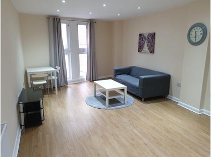 1 Bed Flat, St Peters Churchyard, DE1