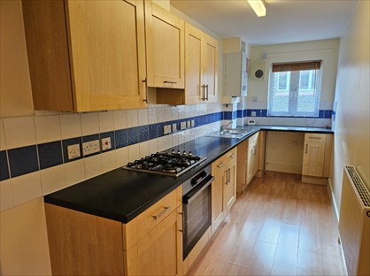 2 Bed Flat, Tiptaft House, CR4
