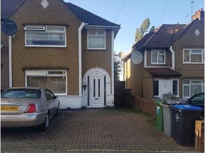 3 Bed End Terrace, Chipstead Gardens, NW2