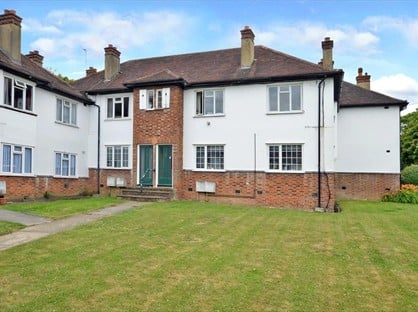 2 Bed Maisonette, The Maisonettes, SM1