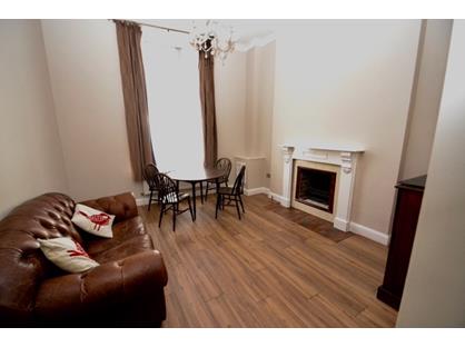 1 Bed Flat, Claverton Street, SW1V