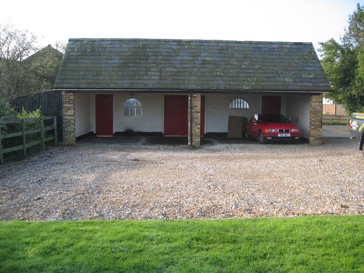 Shepperton 1 Bed Flat, Charlton Road, TW17 To Rent Now for £1,300.