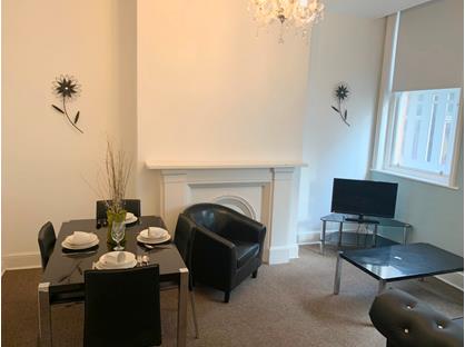 2 Bed Flat, Irwell Chambers, L3
