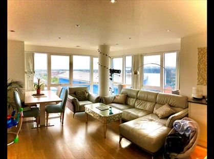 2 Bed Flat, Railway Terrace, SL2