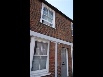 4 Bed Terraced House, St. Dunstans Street, CT2