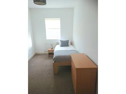Room in a Shared House, Queen Street, DN22