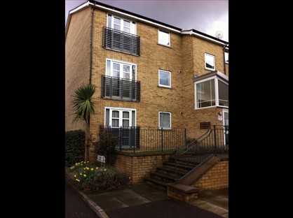 2 Bed Flat, Langbourne Place, E14