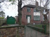 3 Bed Semi-Detached House, Hyrst Garth, WF17