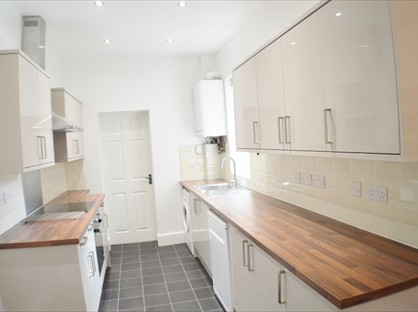 3 Bed Terraced House, Shelton Street, NG3