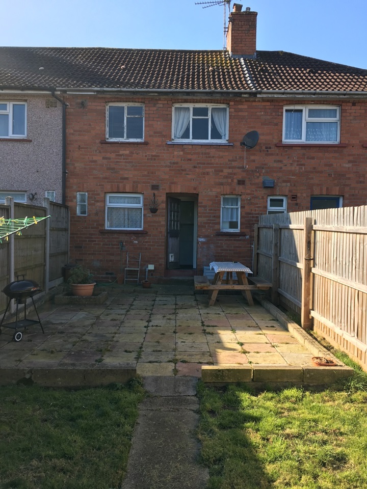 Bristol 3 Bed Terraced House, Road, BS4 To Rent Now for £