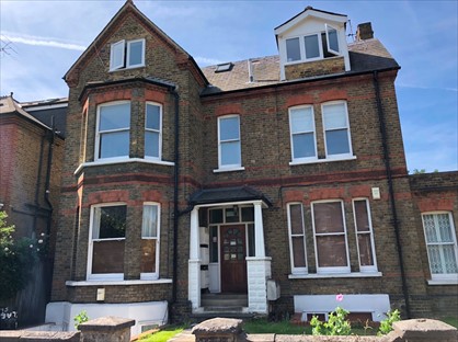 1 Bed Flat, Clarendon Drive, SW15