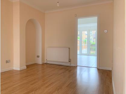 4 Bed Semi-Detached House, Canterbury Grove, SE27