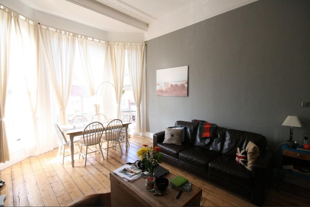1 Bed Flat, Holland Road, BN3 photo 2