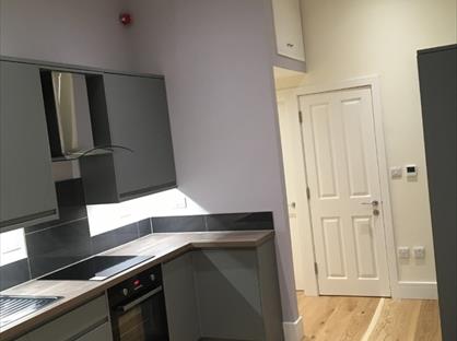 2 Bed Flat, Winchester Street, SW1V