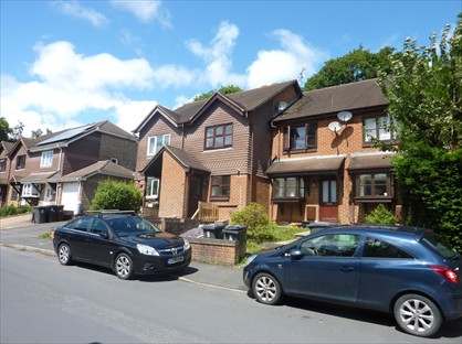 2 Bed Terraced House, Lime Way, TN21