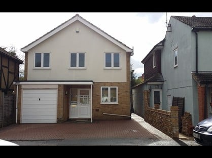 3 Bed Detached House, New Street, TW18