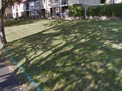 2 Bed Flat, Greenfield Avenue, BD18