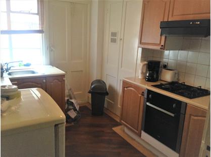 2 Bed Flat, Bladon Court, SW16