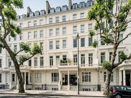 1 Bed Flat, Queen's Gate, SW7
