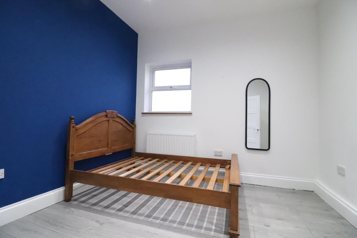 2 Bed Flat, Cecilia Road, E8 photo 5