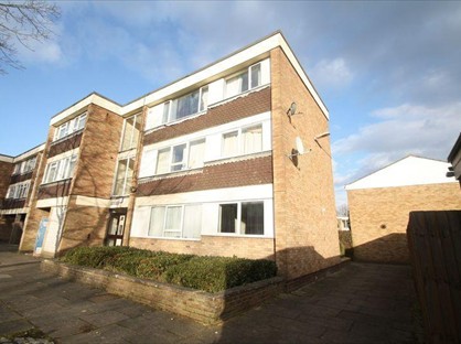 1 Bed Flat, Livingstone Walk, HP2