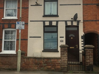 2 Bed Terraced House, Clarence Street, LE16