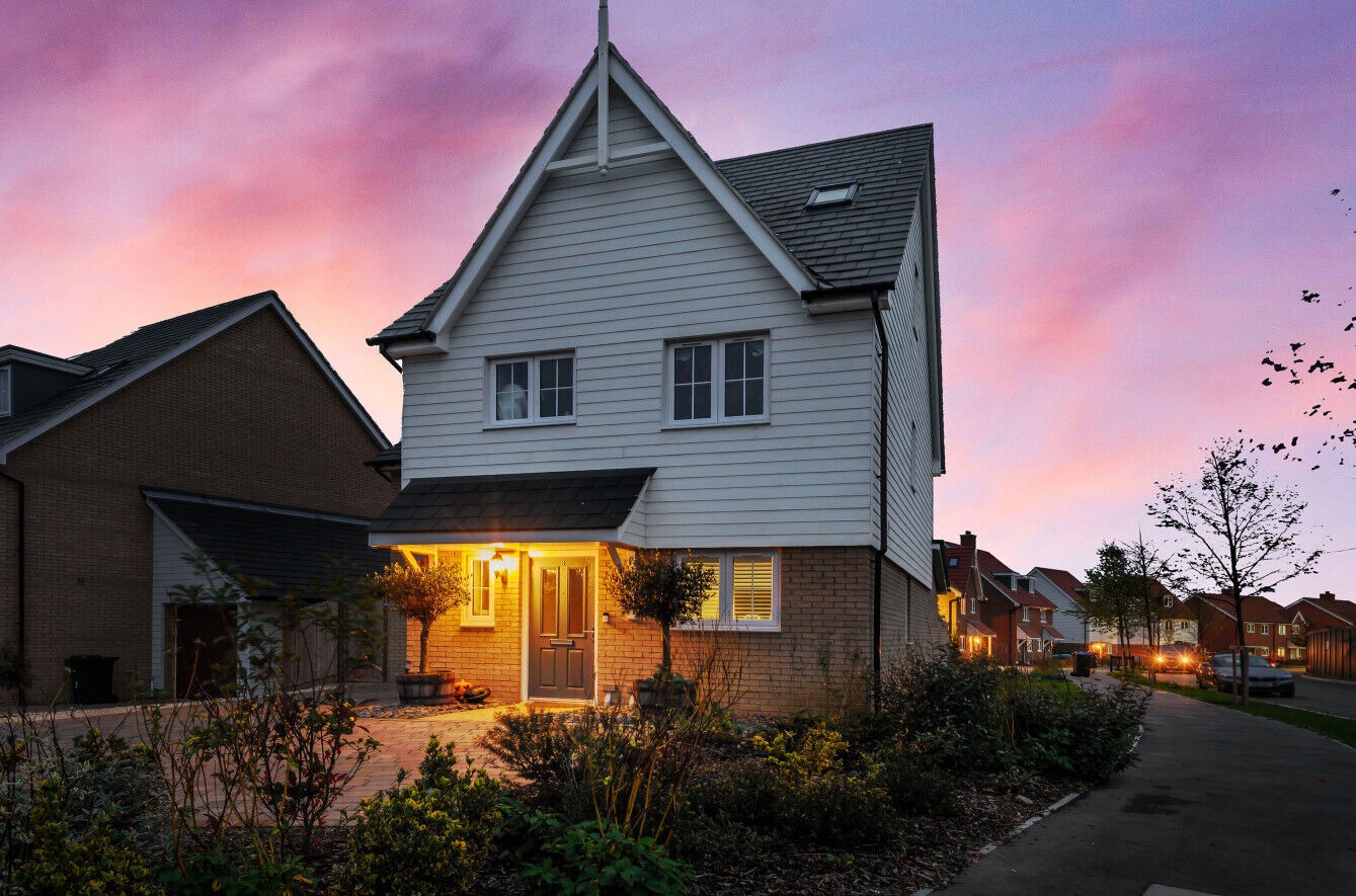 Stortford 4 Bed Detached House, Marshall Close, CM23 To