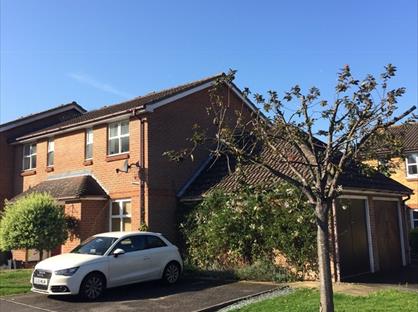 2 Bed End Terrace, Carpenter Close, CM12