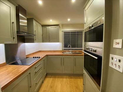 1 bed flat/apartment for rent in 1 Bed Flat, The Redlands, BR3