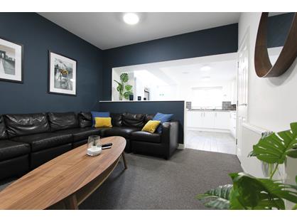 7 Bed Semi-Detached House, Maxton Road, L6