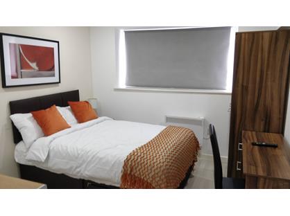 Studio Flat, Sylvan House, ST1