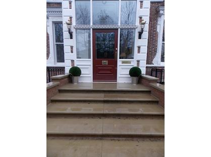 2 Bed Flat, Croxteth Road, L8