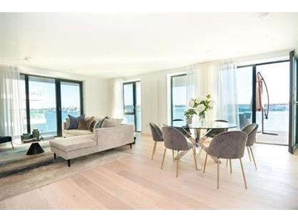 2 Bed Flat, Grenan Square, UB6