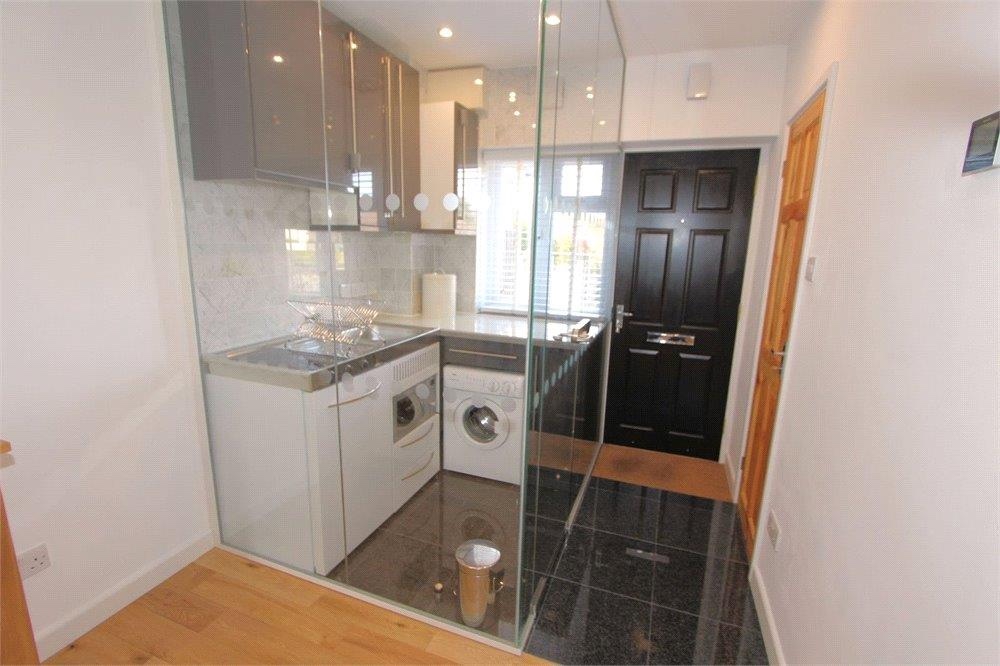 Almondsbury, Bristol 1 Bed SemiDetached House, The 13 Crantock Drive, BS32 To