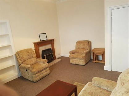 3 Bed Flat, Willowbrae Road, EH8