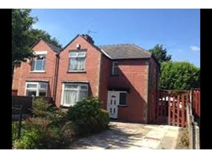 3 Bed Semi-Detached House, Daneshill, M25