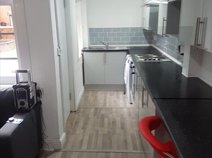 6 Bed Terraced House, Hartley Grove, LS6