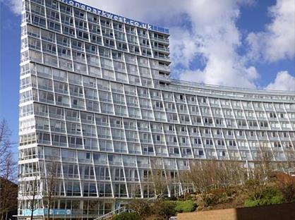 Studio Flat, One Park West, L1
