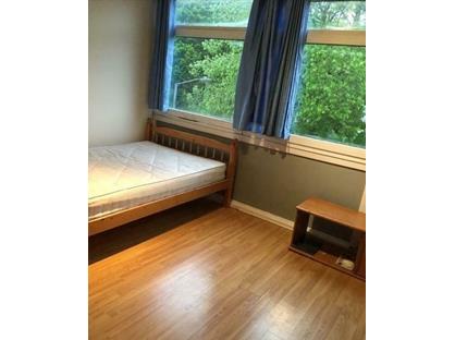 Room in a Shared House, Kingsclere Close, SW15